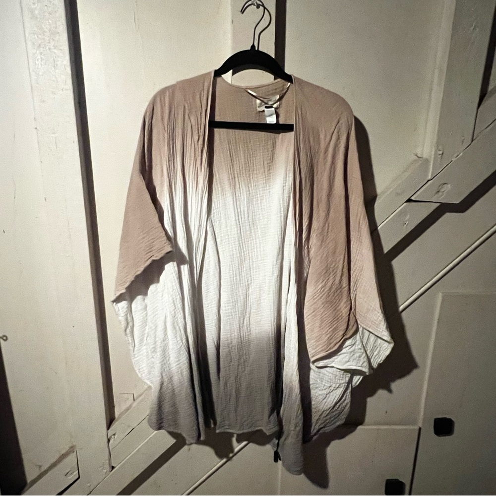 Ombré Tan Green Cream Ruana Shawl Top